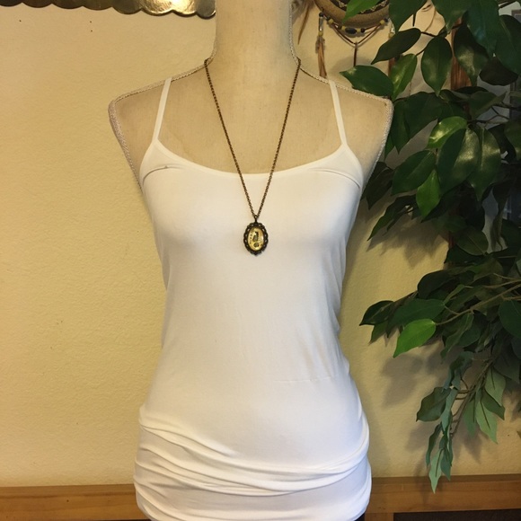 Brass tone Made in Pisa pendant on chain necklace - Picture 5 of 9